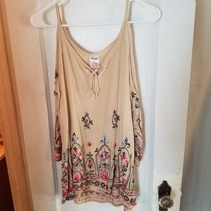 Wrangler cold shoulder tunic